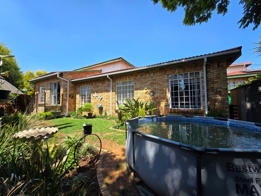 3 Bedroom Property for Sale in Pentagon Park Free State
